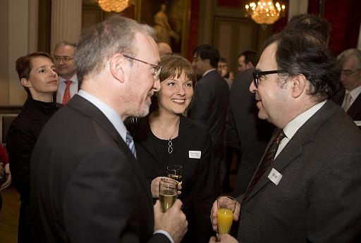 Derrire cette photo se trouve la photo originale, indispensable pour une impression de qualit.